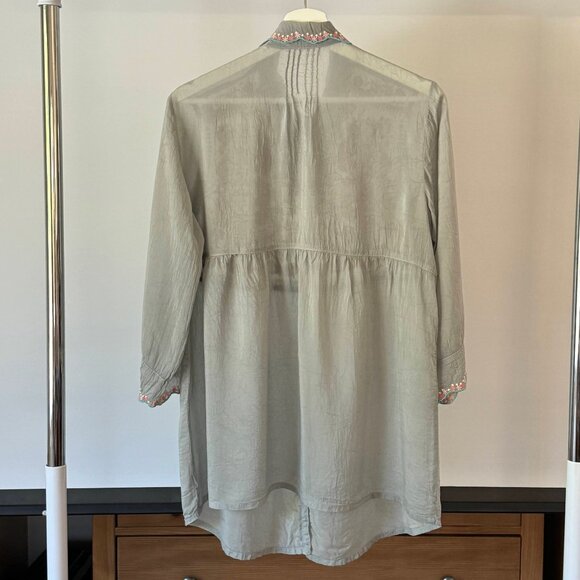 Johnny Was Silky Floral Embroidered Tunic Blouse - Picture 2 of 8